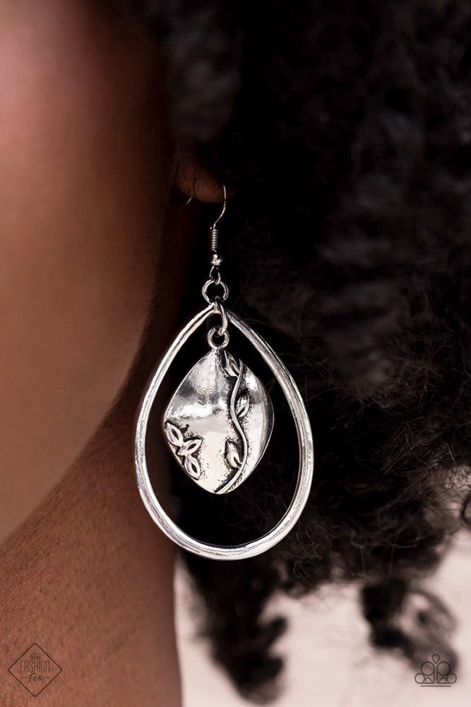 Artisan Refuge - Silver - Paparazzi Accessories