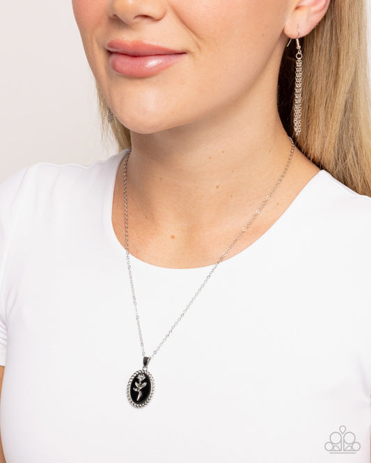 Cottagecore Confidence - Black