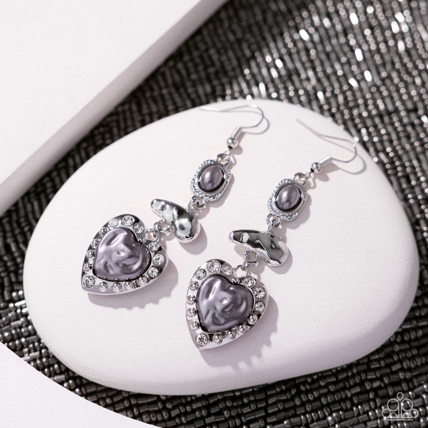 Feminine Feature - Silver