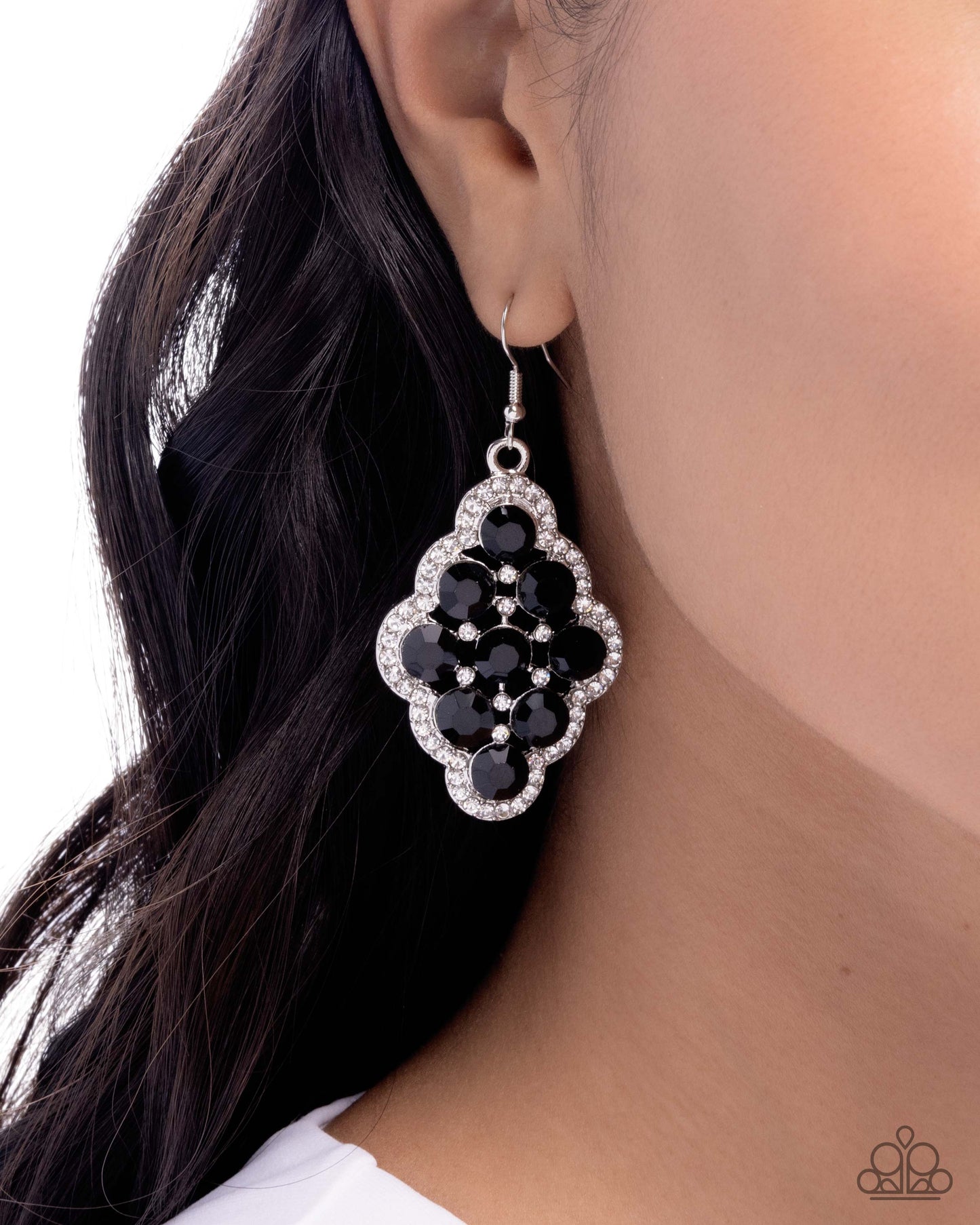 Scalloped Shimmer - Black