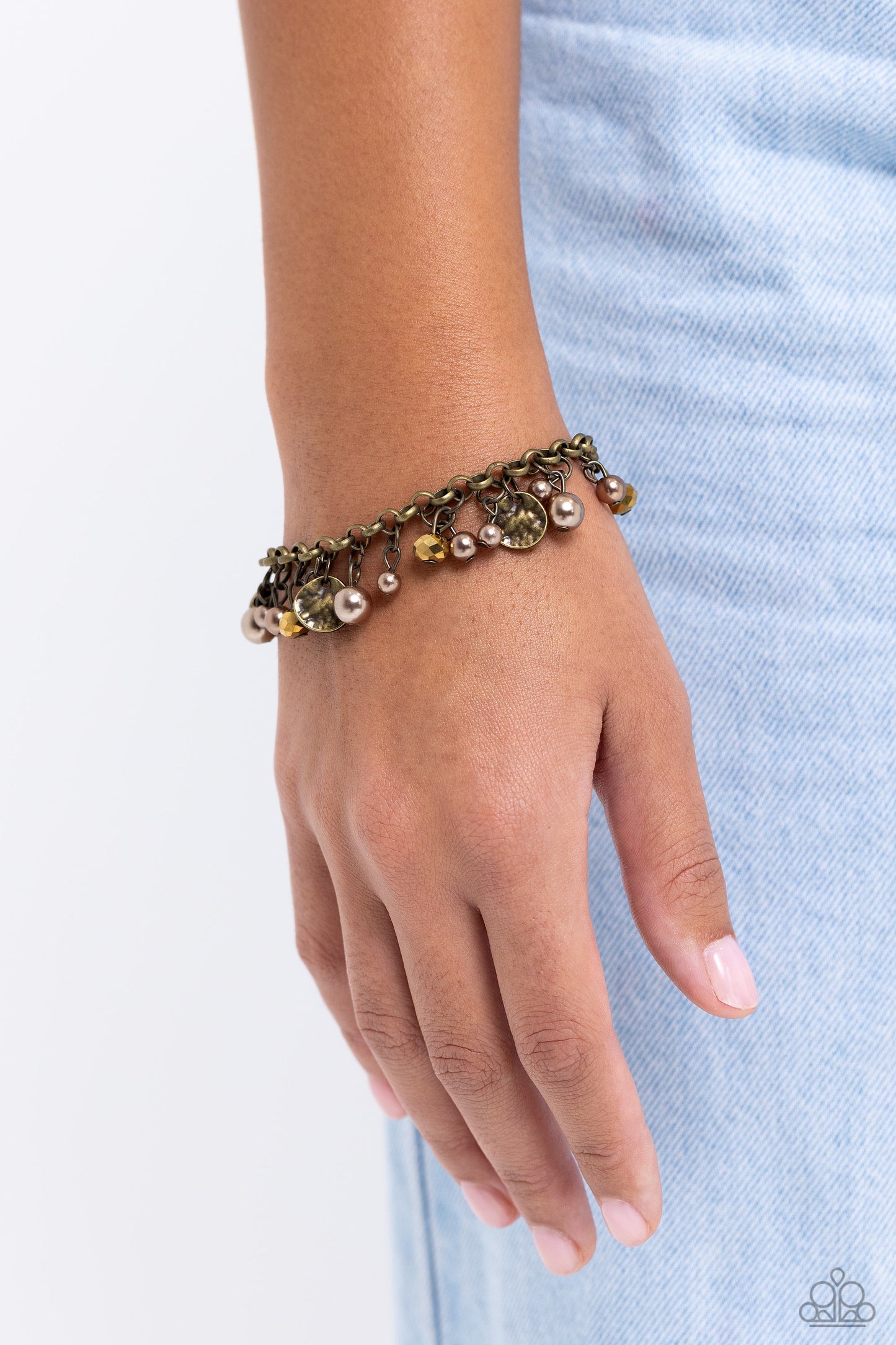 West Coast Welcome - Complete Look