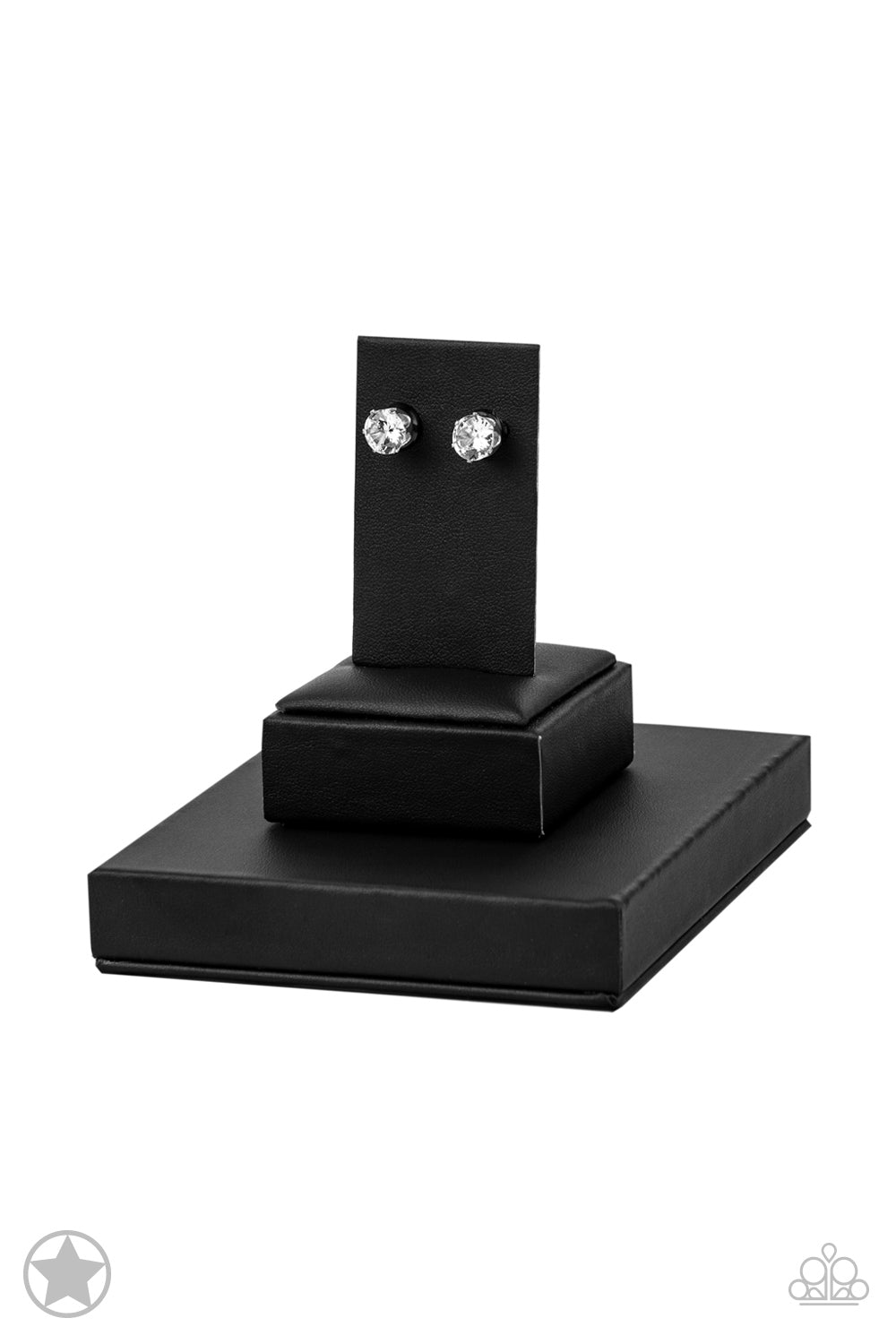 Just In TIMELESS - White - Paparazzi Accessories