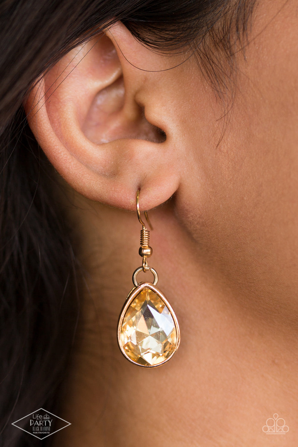 Show-Stopping Shimmer - Gold - Paparazzi Accessories