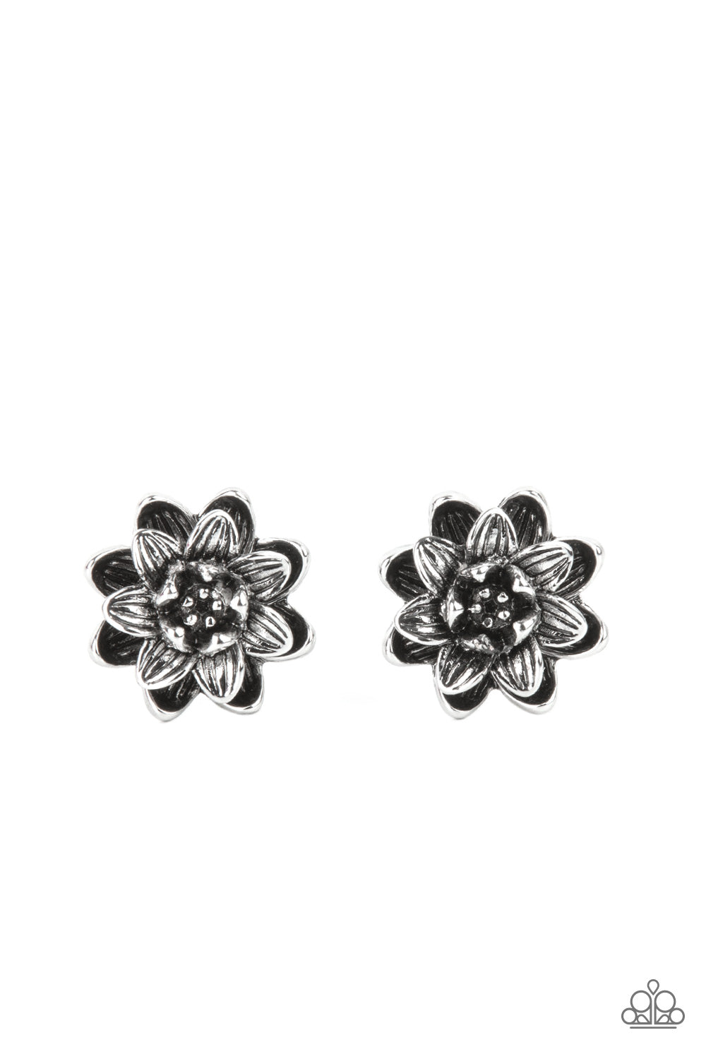Water Lily Love - Silver - Paparazzi Accessories