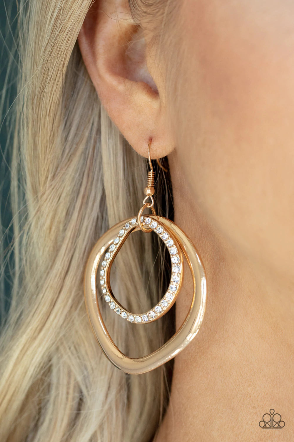 Spinning With Sass - Gold - Paparazzi Accessories