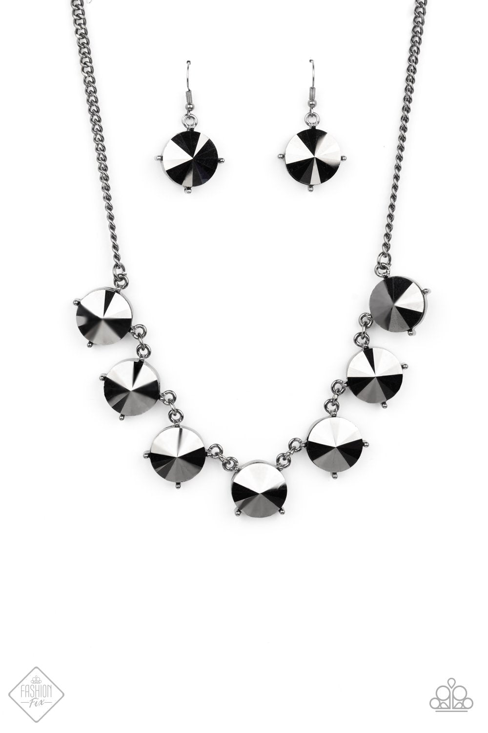 The SHOWCASE Must Go On - Black - Paparazzi Accessories