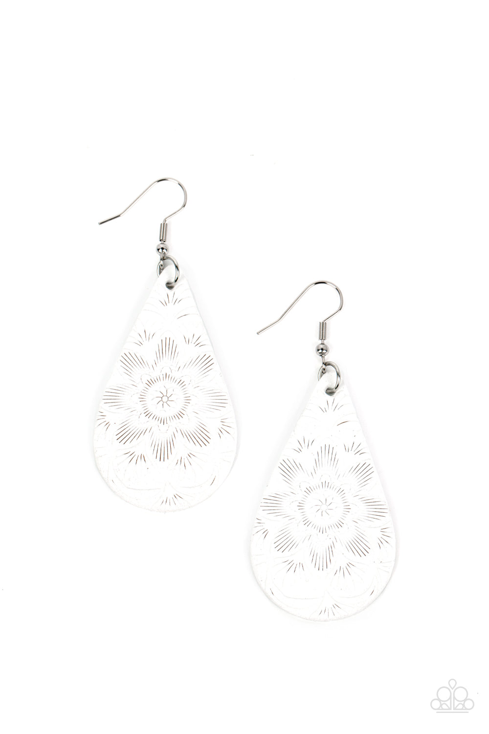 Subtropical Seasons - White - Paparazzi Accessories