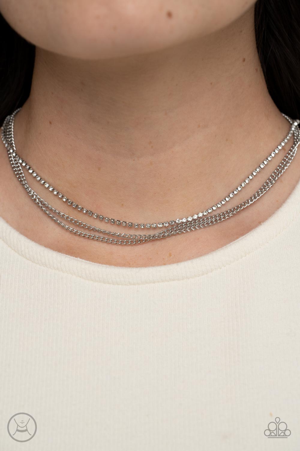 Glitzy Gusto - White - Paparazzi Accessories