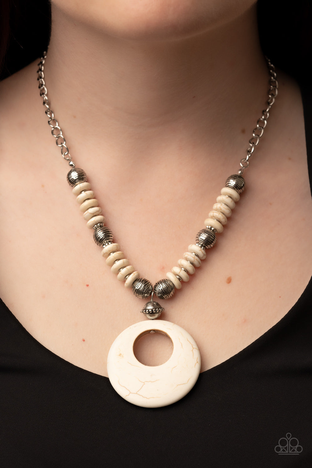 Oasis Goddess - White - Paparazzi Accessories