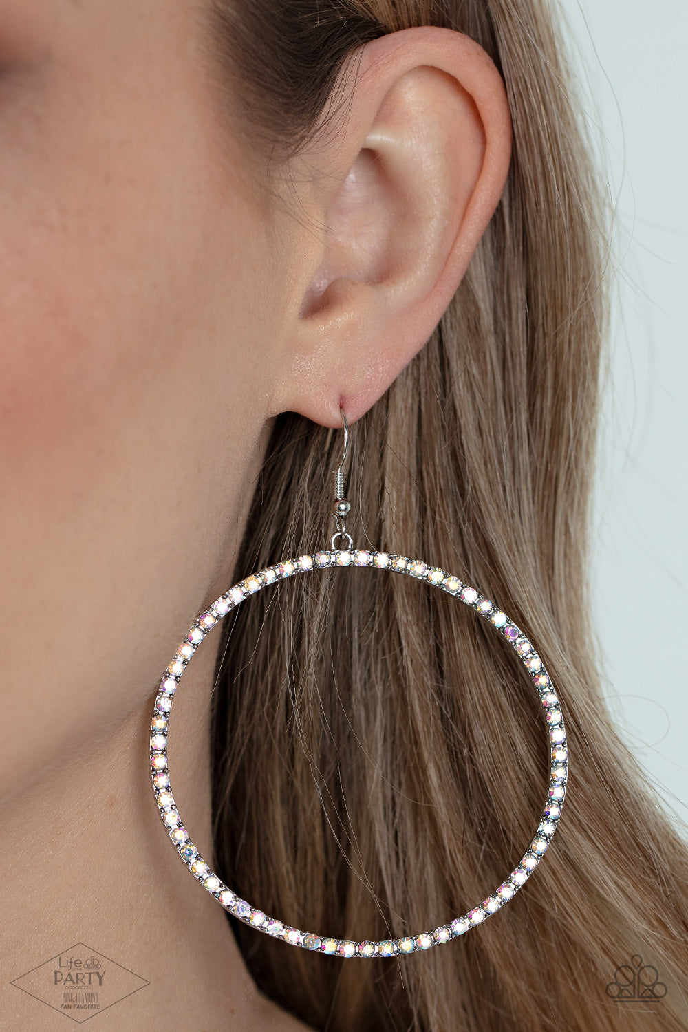 Wide Curves Ahead - Multi - Paparazzi Accessories