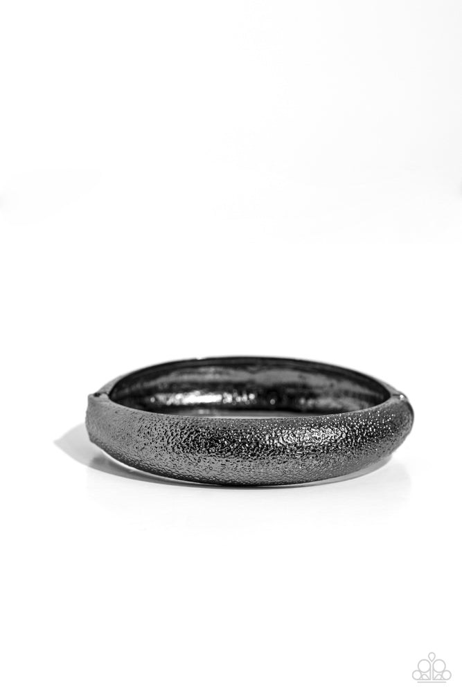 Rippling Reunion - Black - Paparazzi Accessories