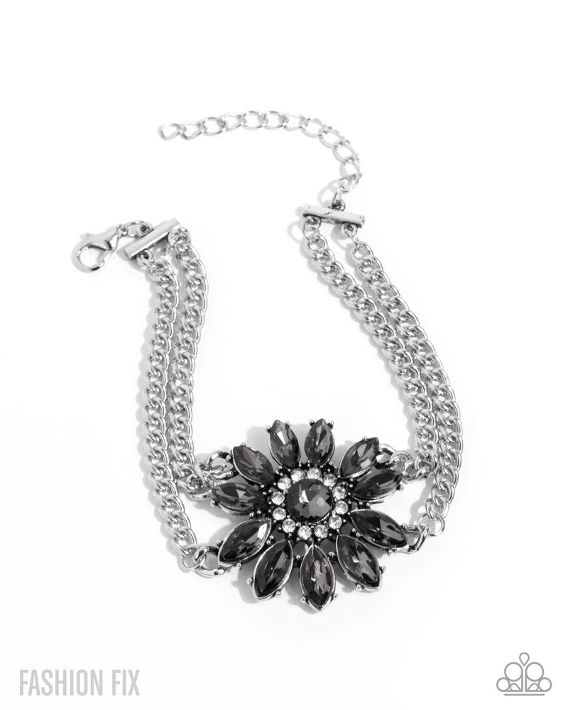 Edge of Elegance - Silver