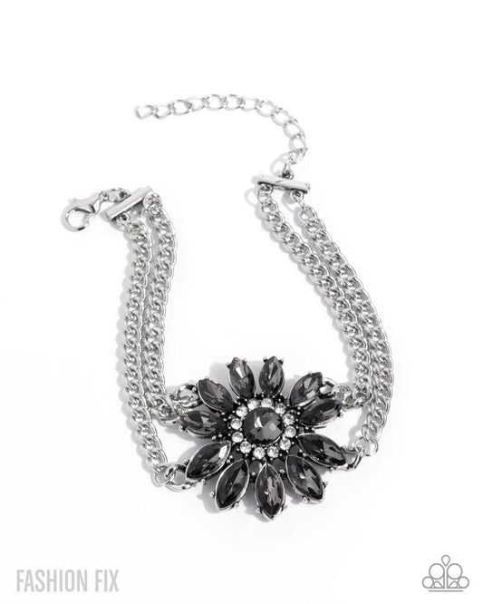 Edge of Elegance - Silver