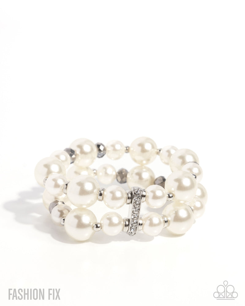 Elegant Echo - White
