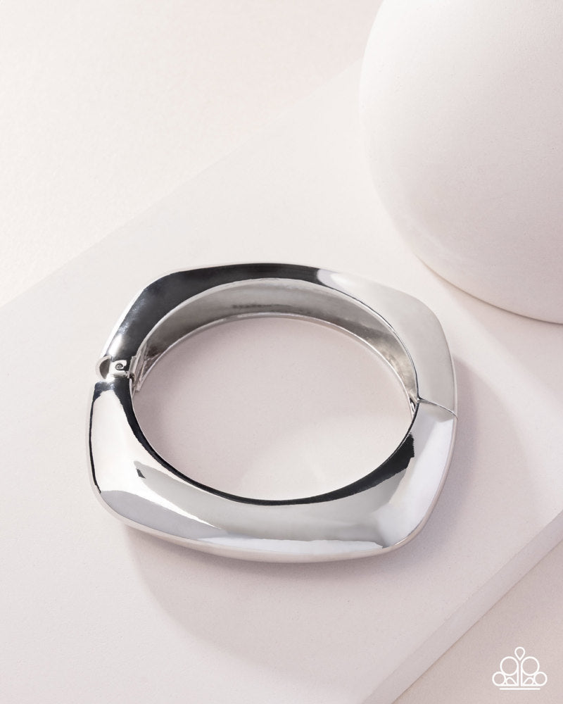 Rounded Reflection - Silver