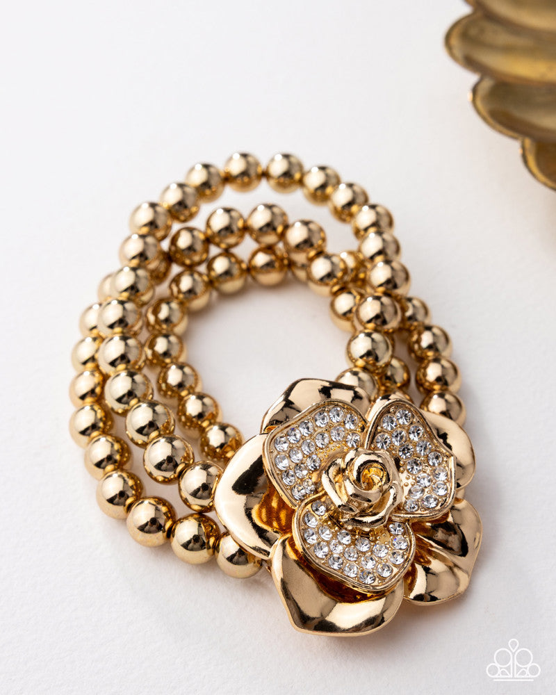 Blooming Background - Gold