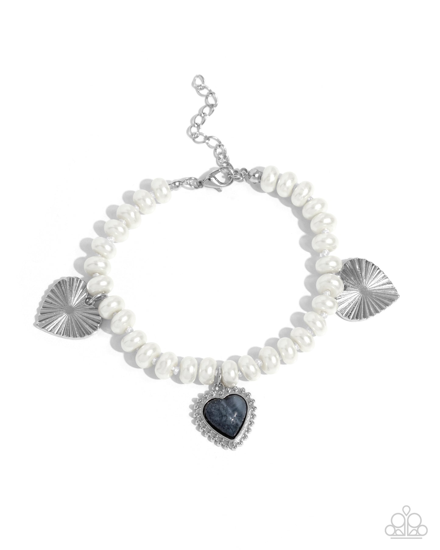 Heart-struck Haven - Silver - Paparazzi Accessories