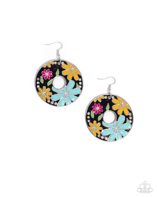 Embroidered Elegance - Black
