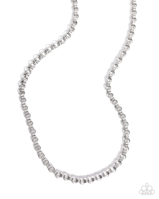 Linked Lounge - Silver
