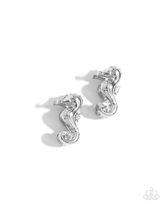 Sea Horse Statement - Silver