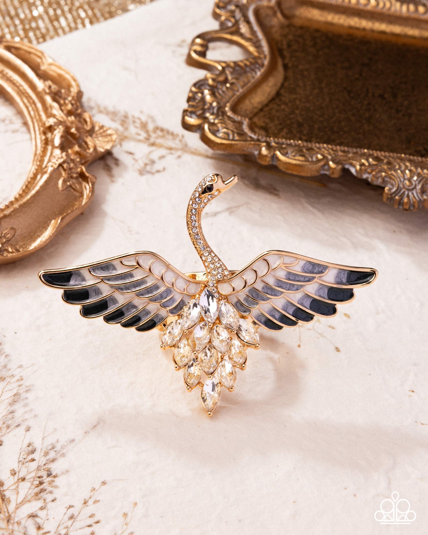 Soaring Swan - Gold