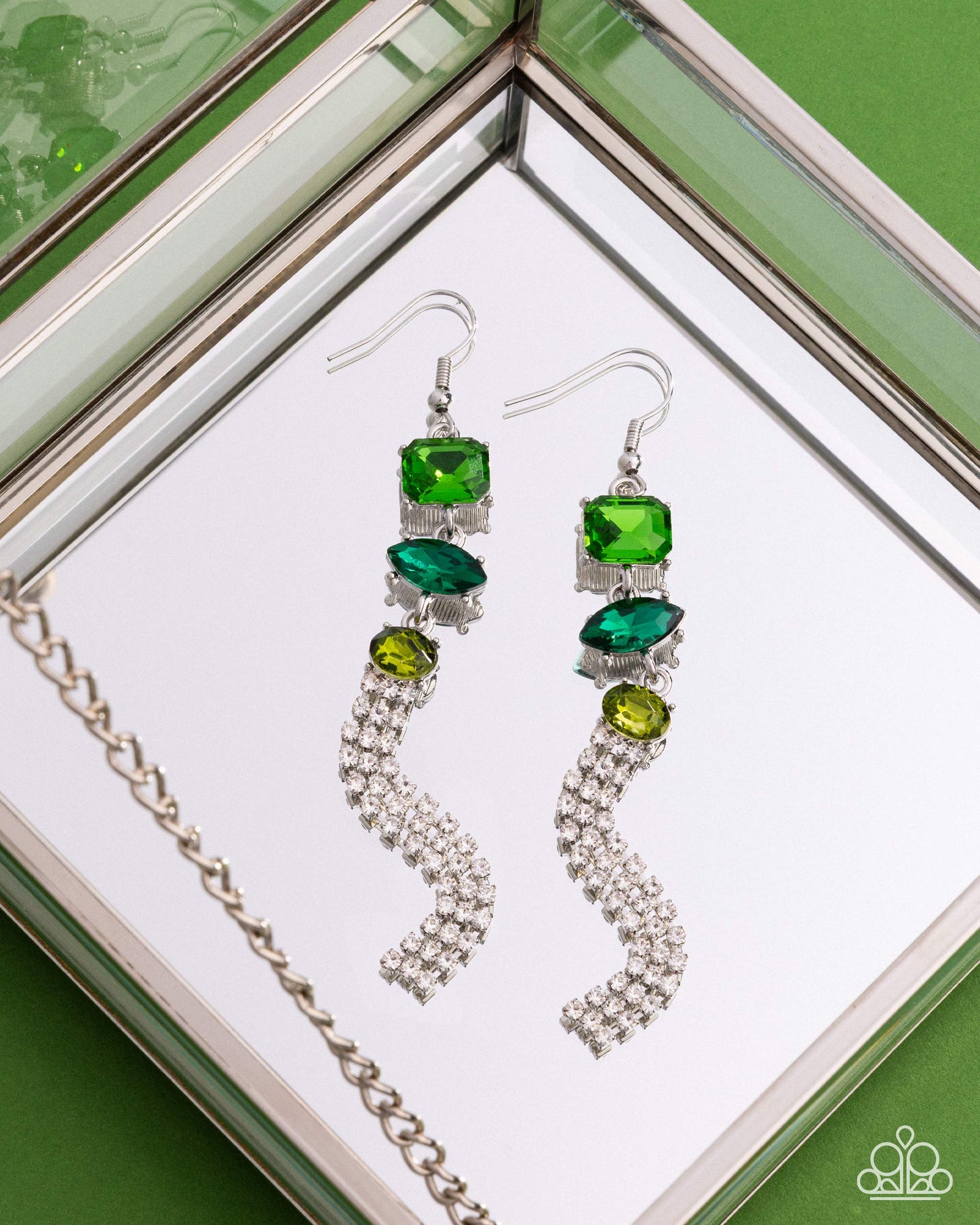 Mismatched Moment - Green