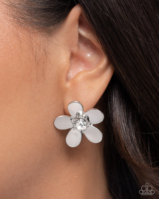 Blooming Boutique - White