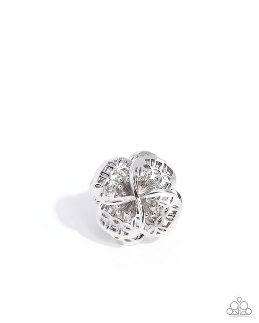 Luminescent Lattice - Silver