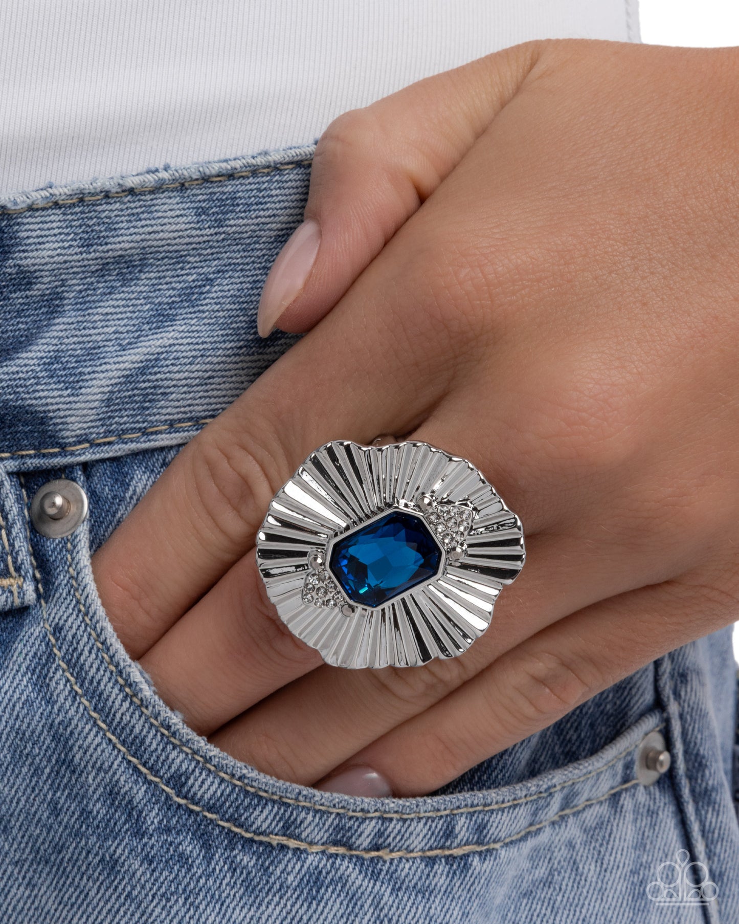 Sunburst Siren - Blue