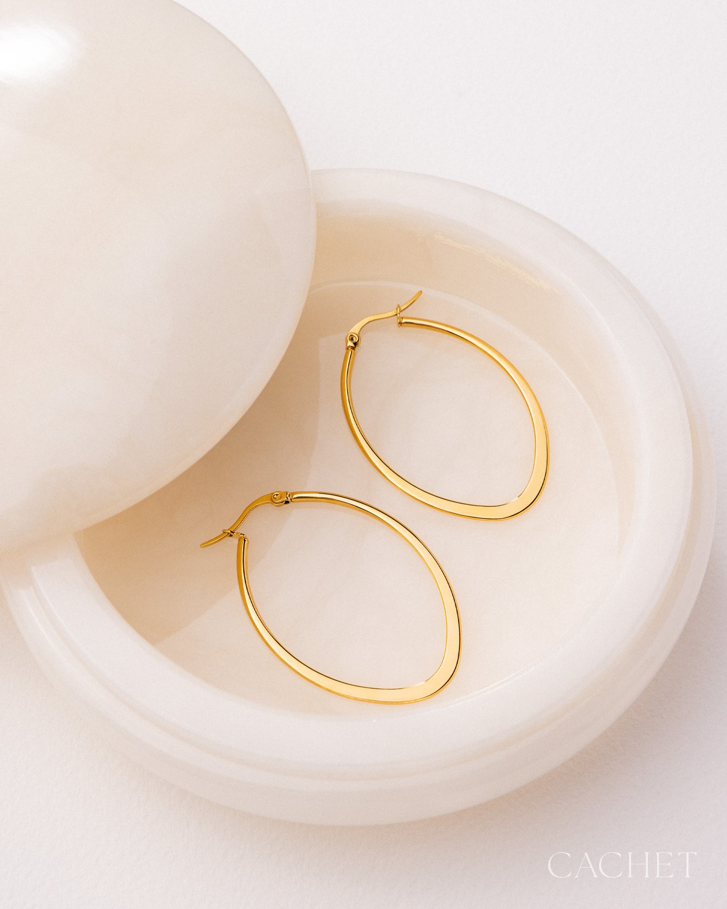 Ovate - 18K Gold