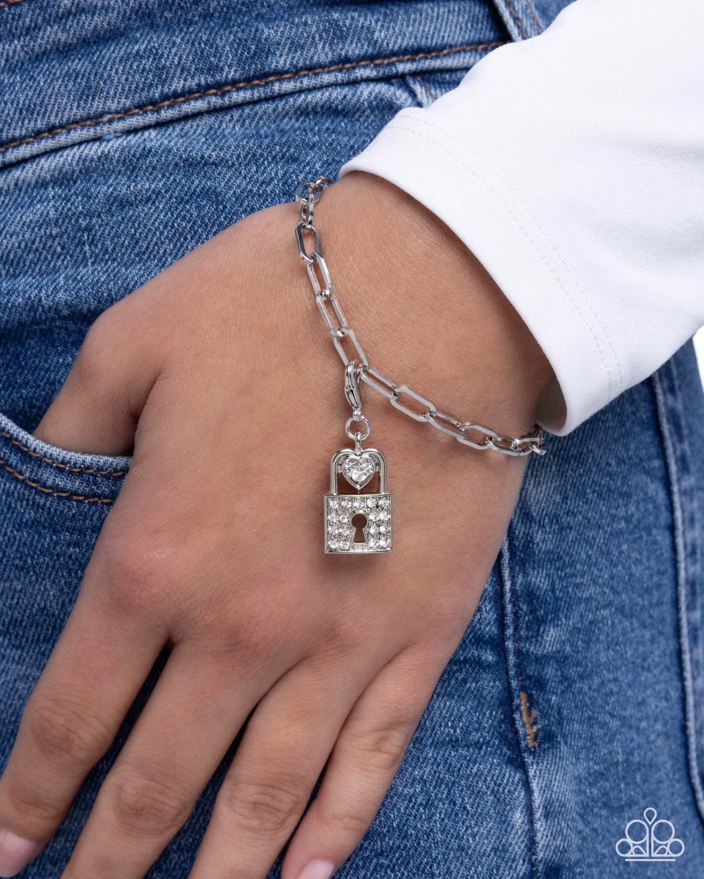 Committed Chic - White