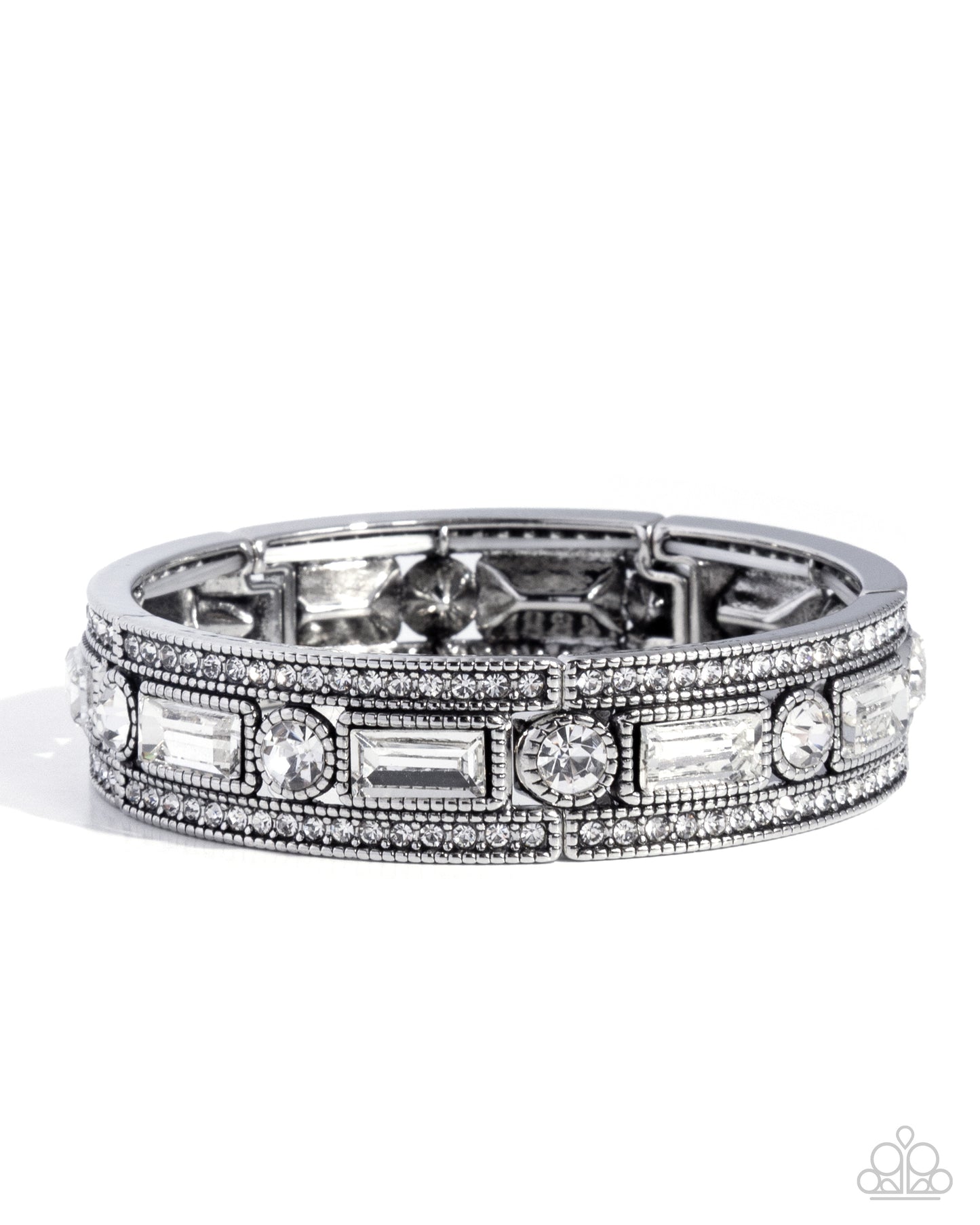 Twinkling Tiers - White