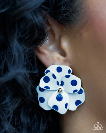 Dotted Dialogue - Blue