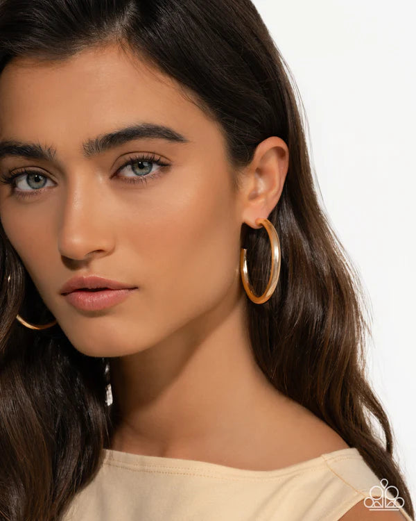 Sinuous Sheen - Gold