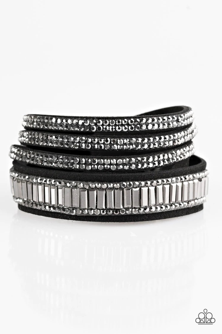 Just in SHOWTIME - Black - Paparazzi Accessories