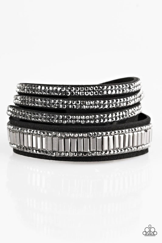 Just in SHOWTIME - Black - Paparazzi Accessories