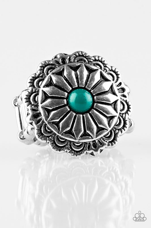 Daringly Daisy - Green - Paparazzi Accessories