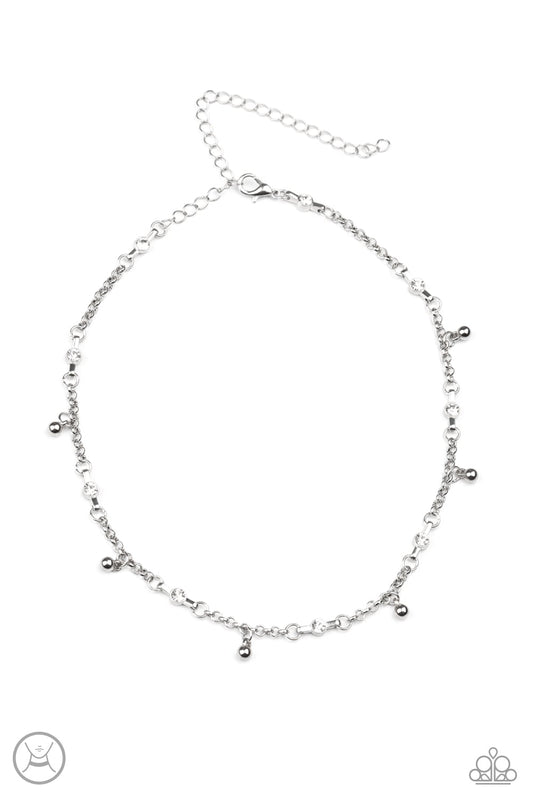 What A Stunner - White - Paparazzi Accessories