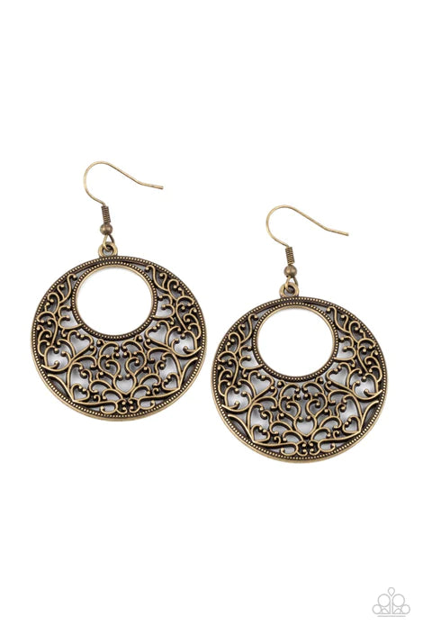 Vineyard Romance - Brass - Paparazzi Accessories