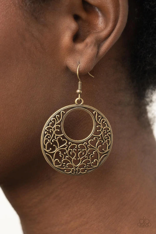 Vineyard Romance - Brass - Paparazzi Accessories