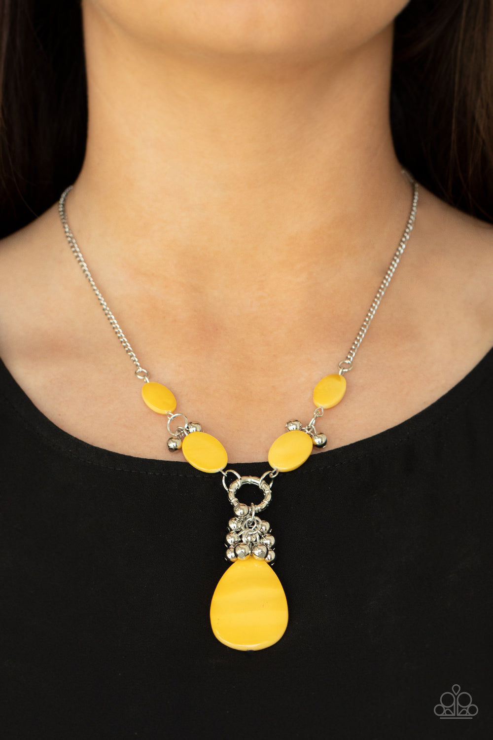 Summer Idol - Yellow - Paparazzi Accessories