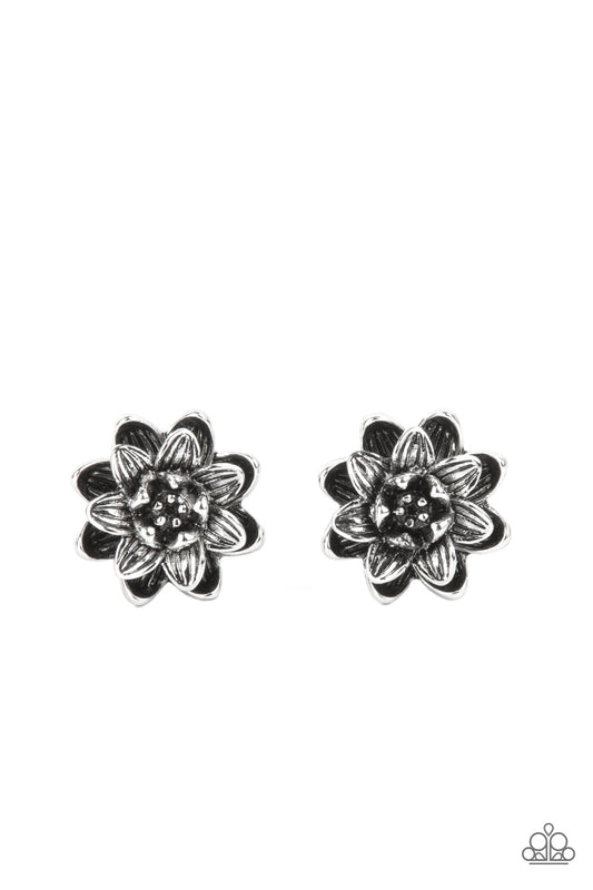 Water Lily Love - Silver - Paparazzi Accessories