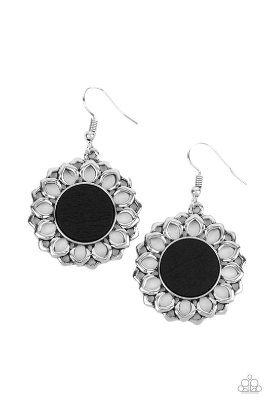 Farmhouse Fashionista - Black - Paparazzi Accessories