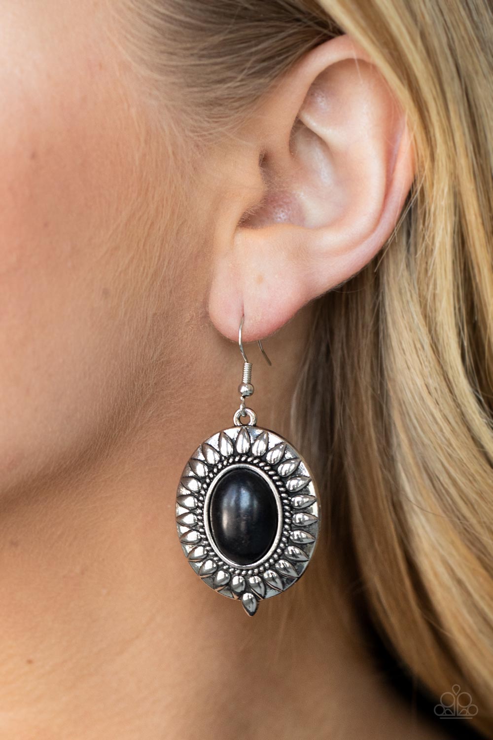 Mesa Garden - Black - Paparazzi Accessories