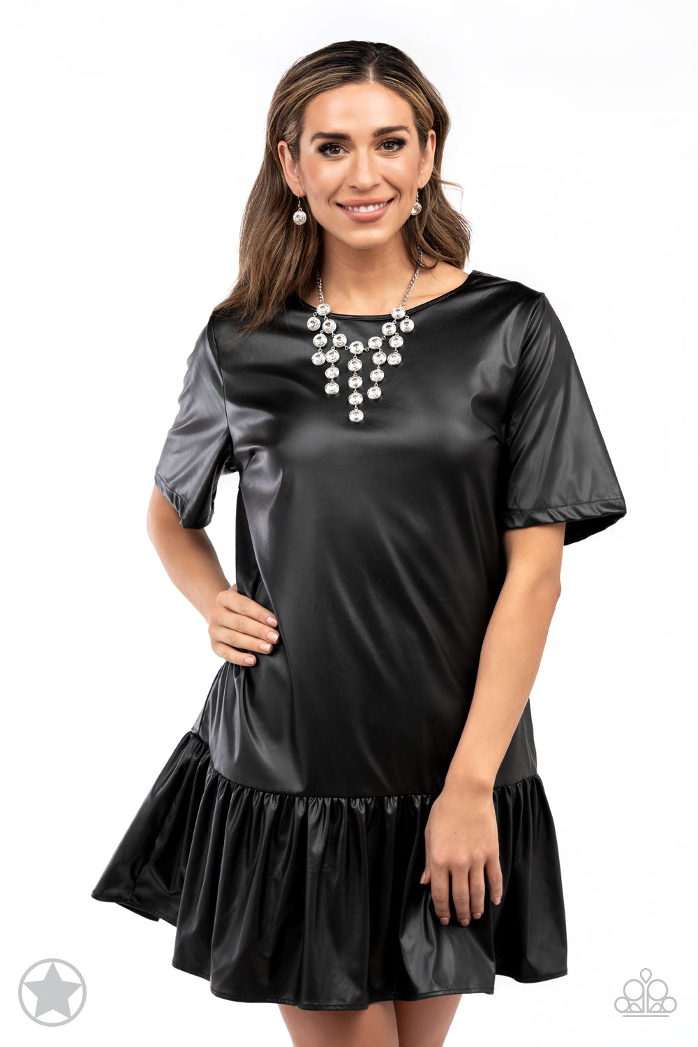 Spotlight Stunner - White - Paparazzi Accessories