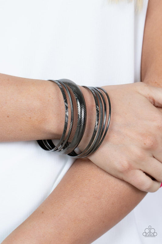 Stackable Stunner - Black - Paparazzi Accessories