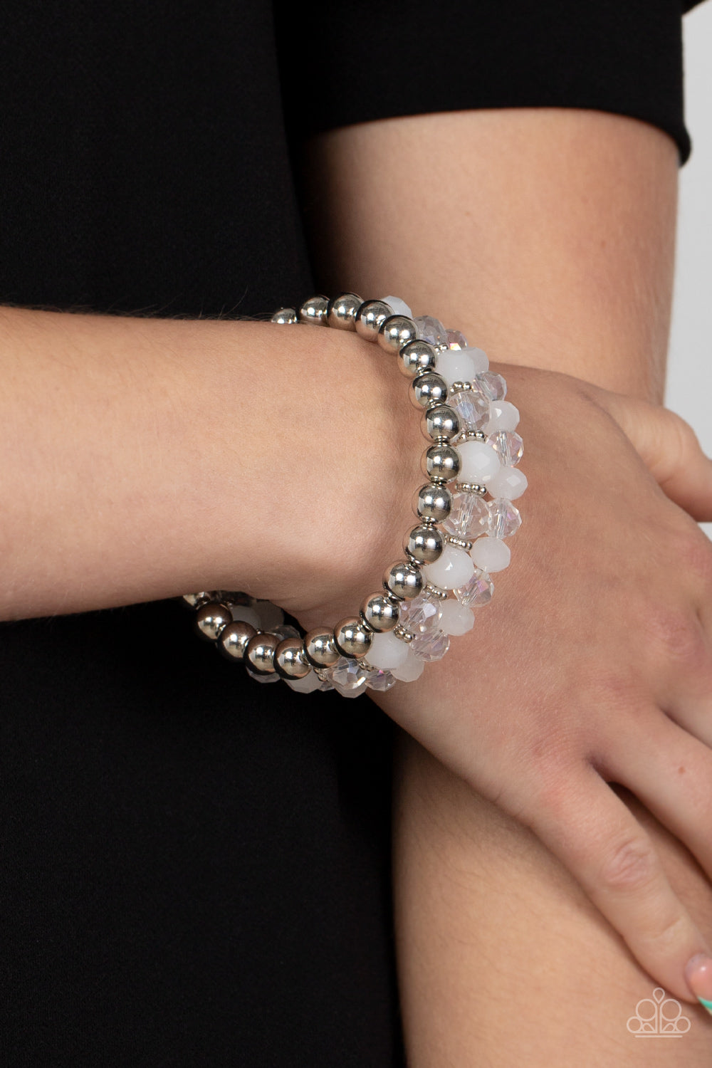 Gimme Gimme - White - Paparazzi Accessories