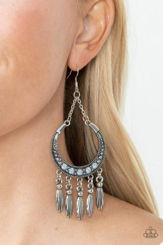 Day to DAYDREAM - Blue - Paparazzi Accessories