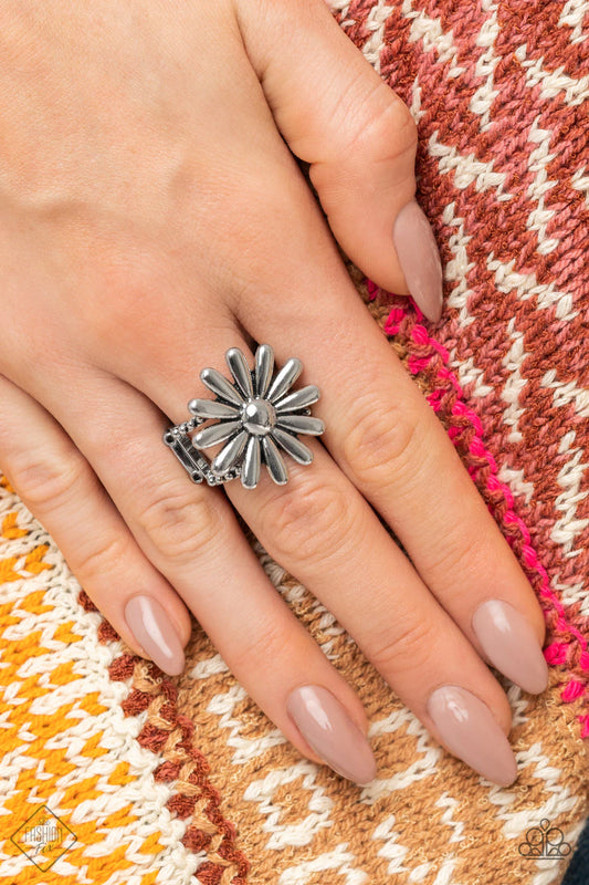 Growing Steady - Silver - Paparazzi Accessories