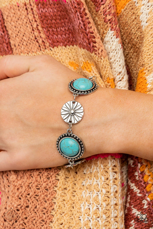 Fredonia Flower Patch - Blue - Paparazzi Accessories